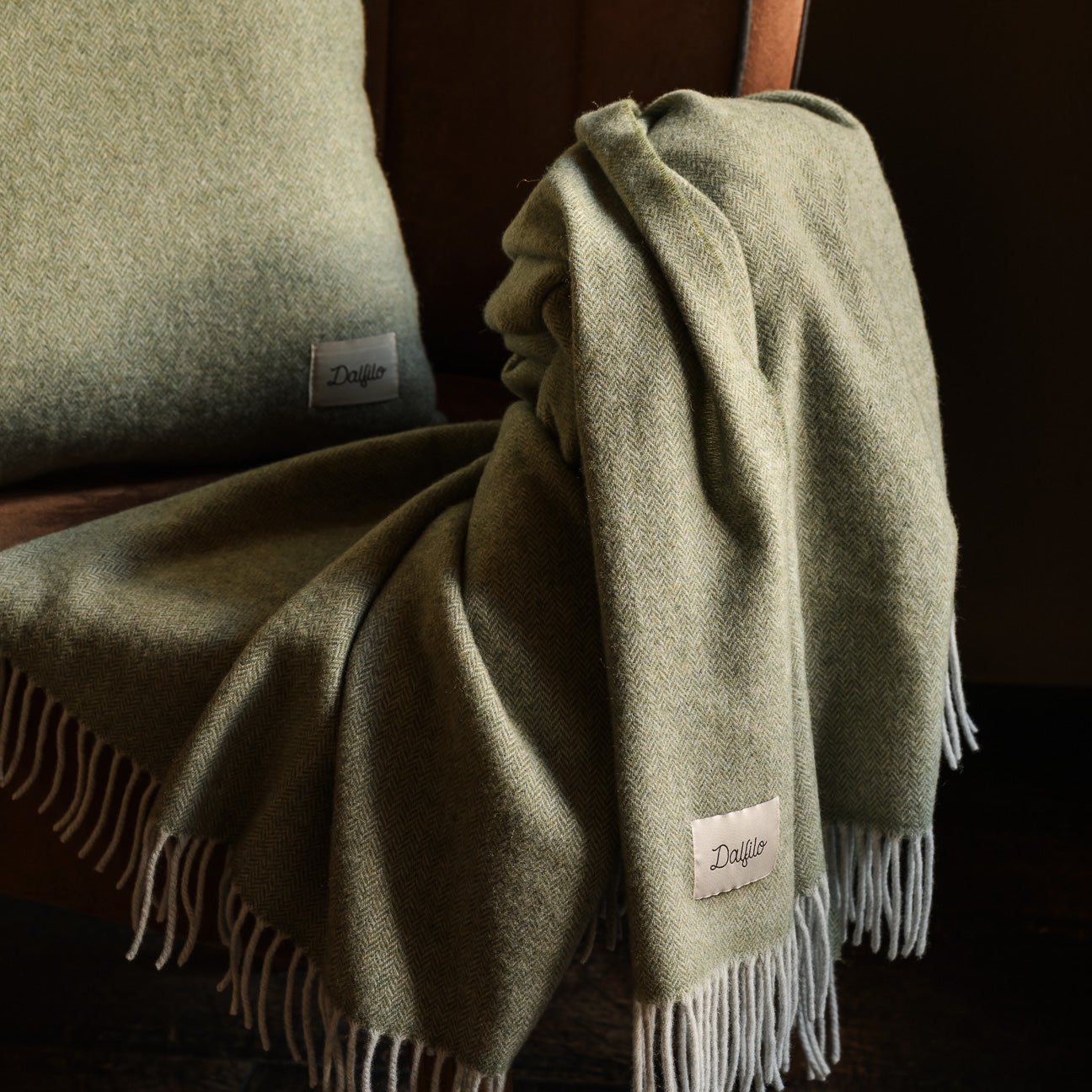 dalfilo-set-plaid-130x180-cuscino-40x40-in-lana-rigenerata image 4