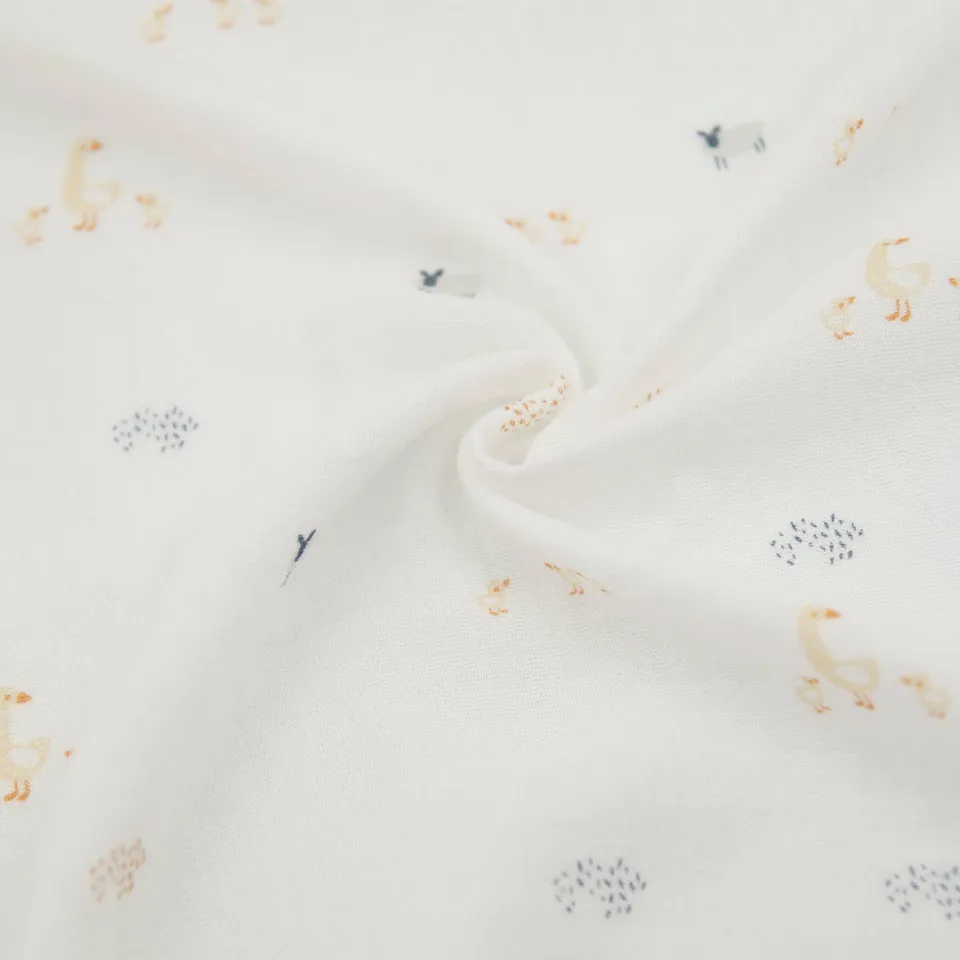 bamboom-swaddle-xl-120x120cm-farm-buddies-135-mussola image 1