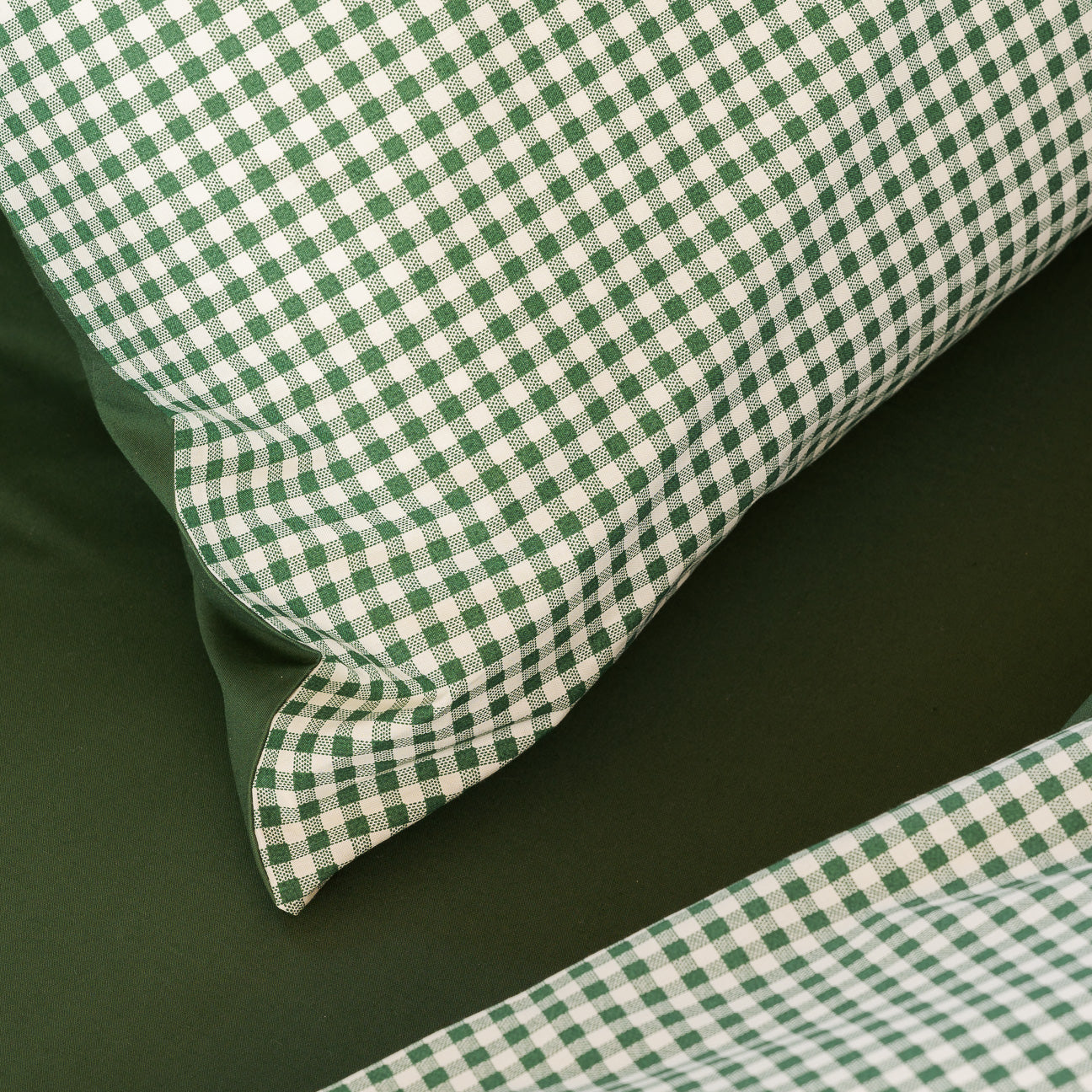 dalfilo-lenzuolo-sotto-in-percalle-con-angoli-elastici-linea-classica image 3