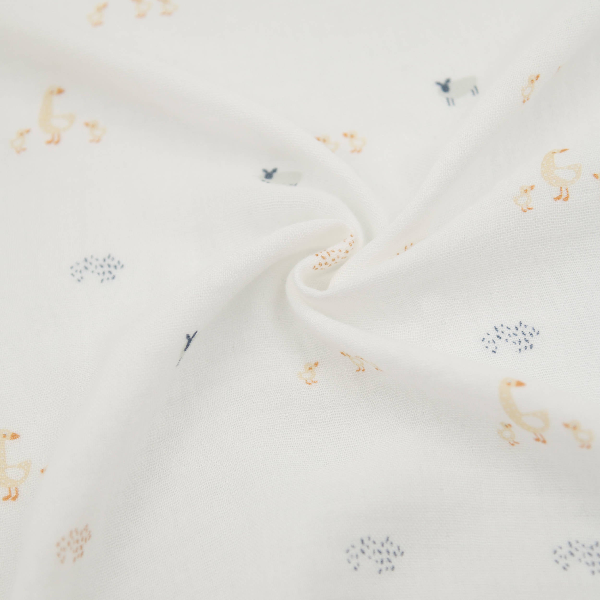 bamboom-swaddle-xl-120x120cm-farm-buddies-135-mussola image 1