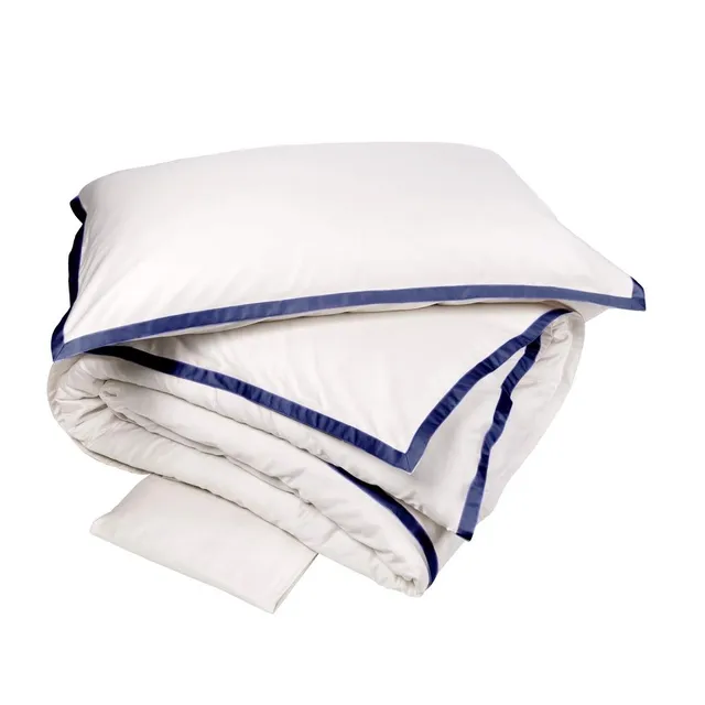 fazzini-hellen-completo-copripiumino-matrimoniale-in-raso-300-tc-bianco-seta-blu image 1