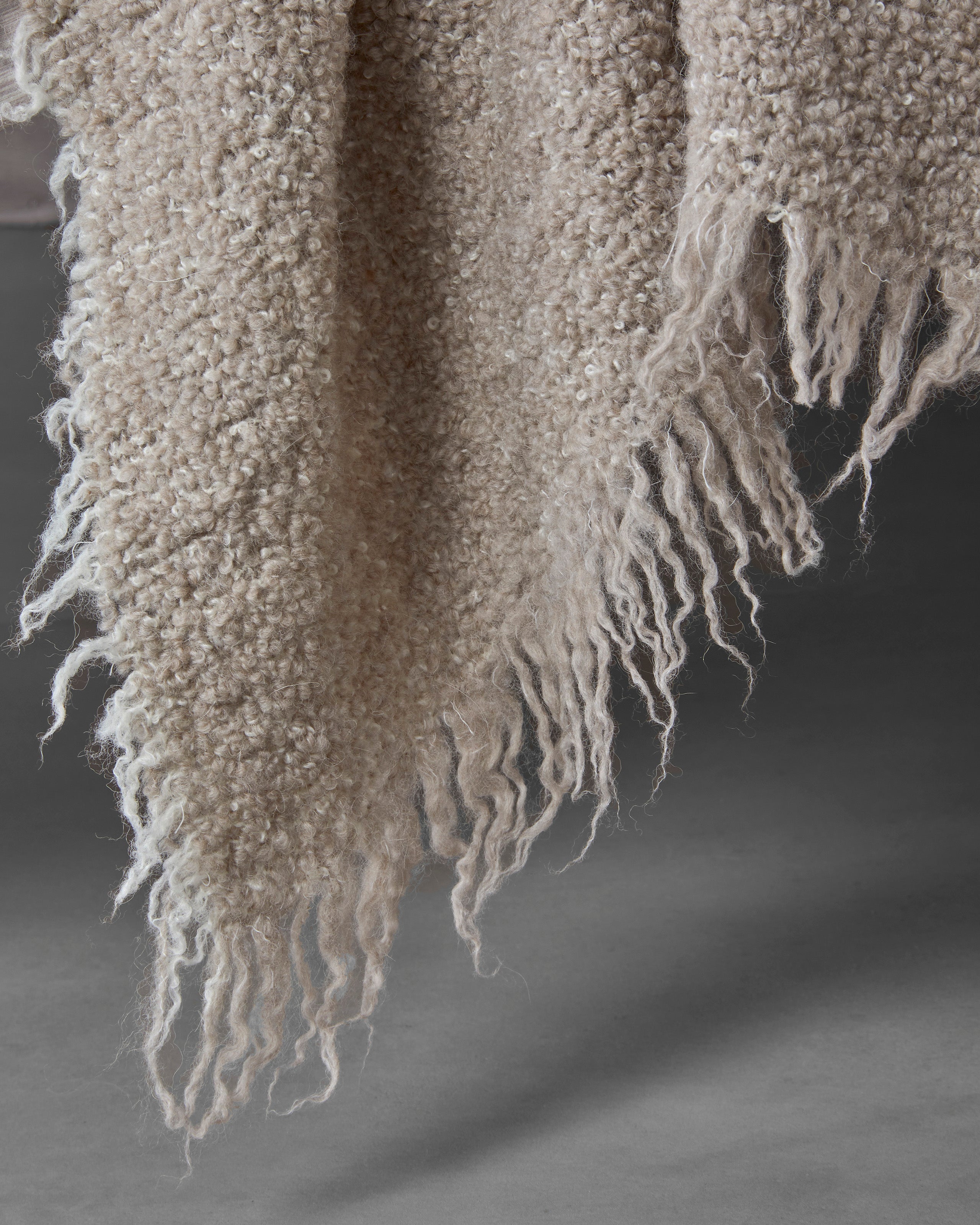 society-limonta-tuis-coperta-in-alpaca-boucl-con-frange image 6