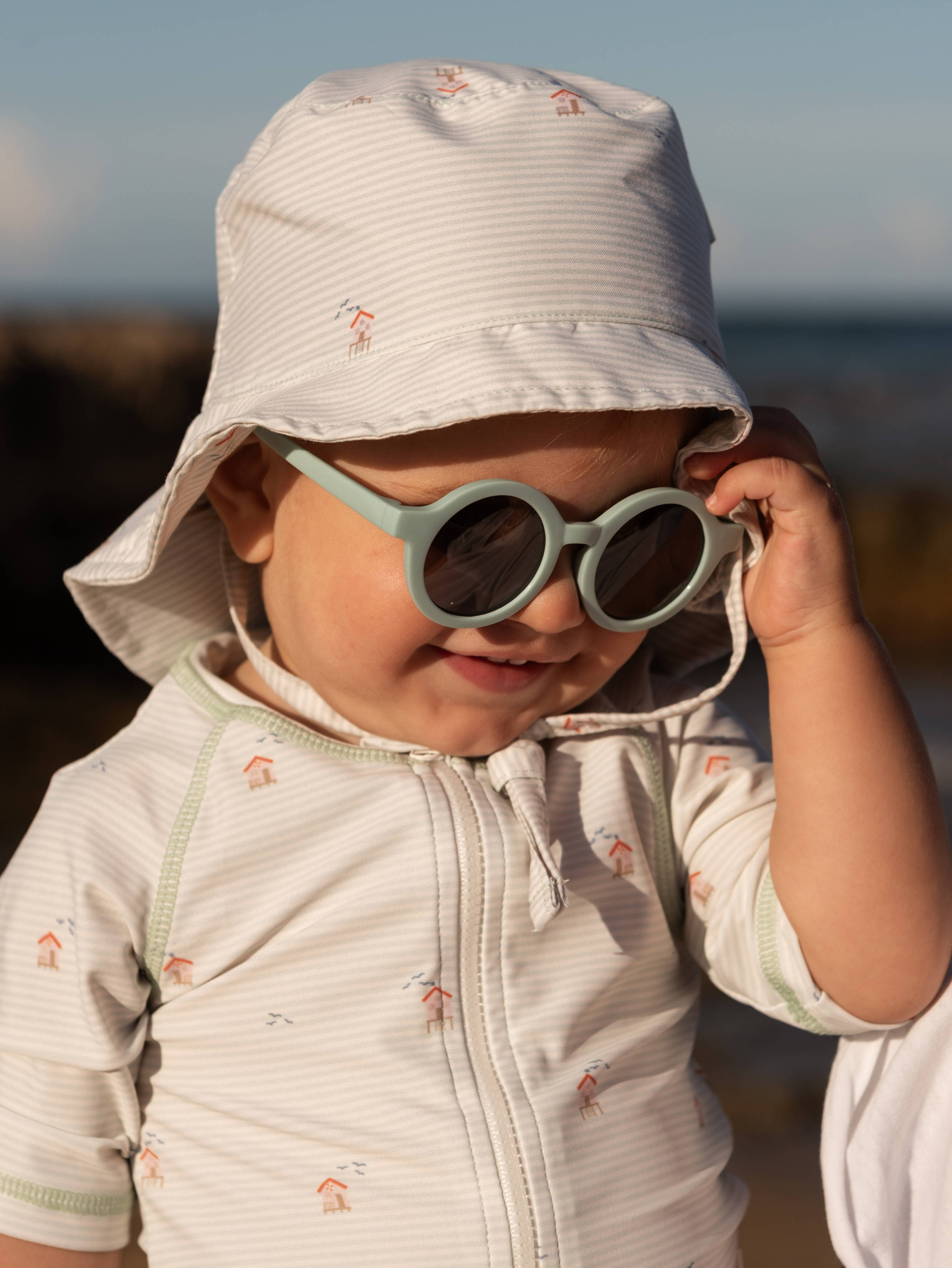 bamboom-beach-days-438-cappellino-da-mare-uv50-neonato image 3