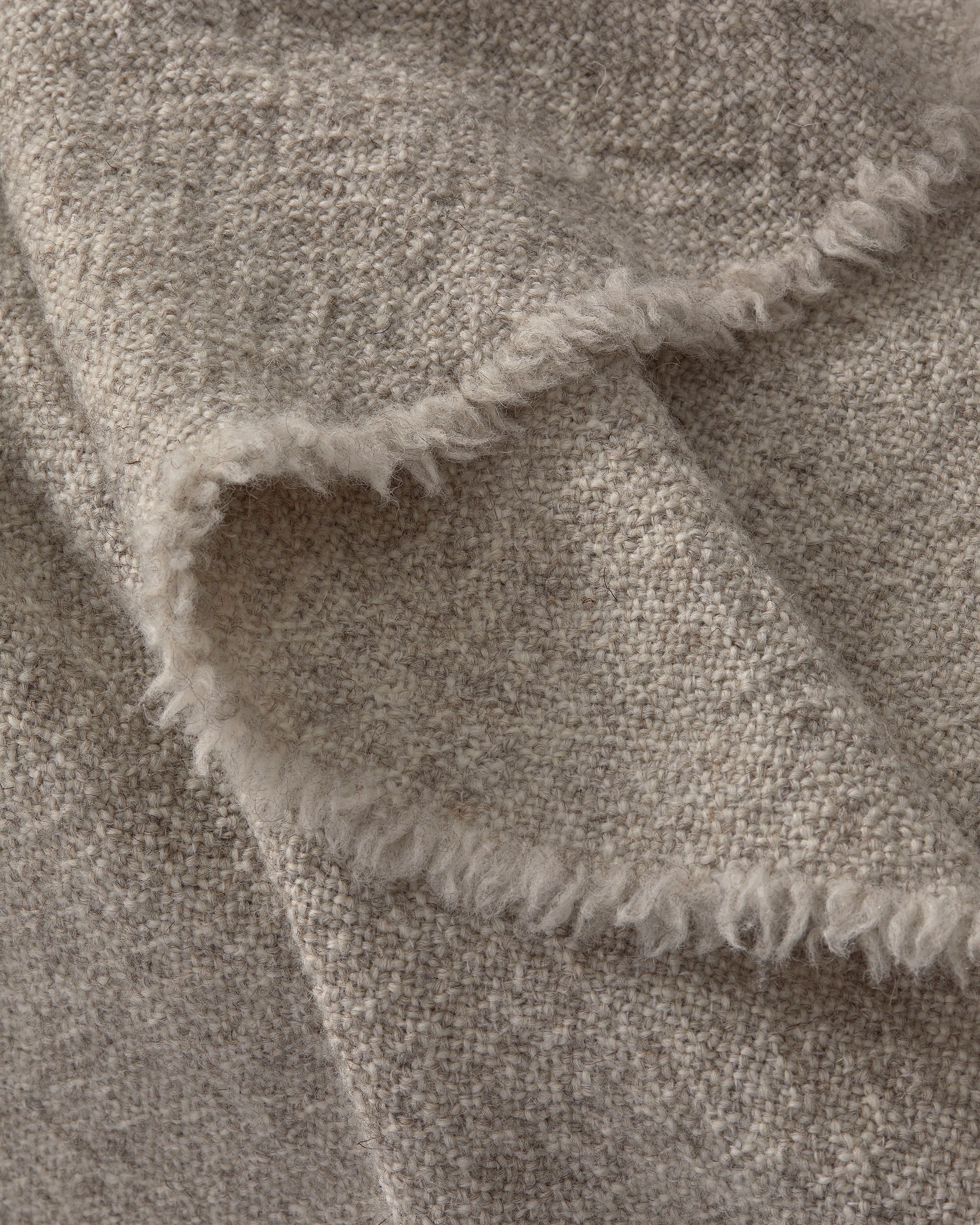 society-limonta-des-coperta-in-lana-100-con-frange image 4
