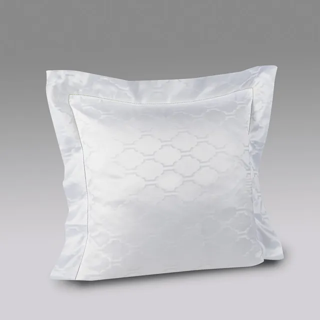rivolta-carmignani-waldorf-federa-decorativa-65x65-cm-in-raso-600tc-jacquard image 1