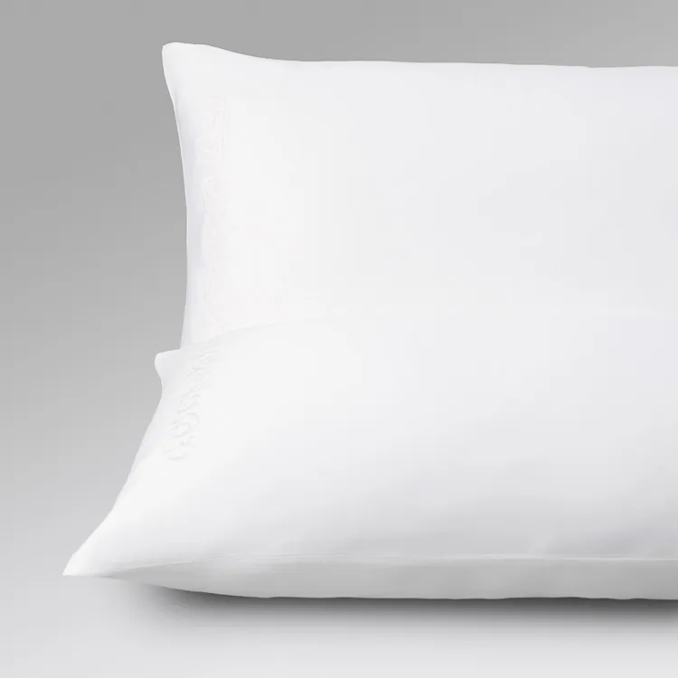 rivolta-carmignani-decoro-sateen-coppia-federe-con-ricamo-3d-raso-300tc image 1