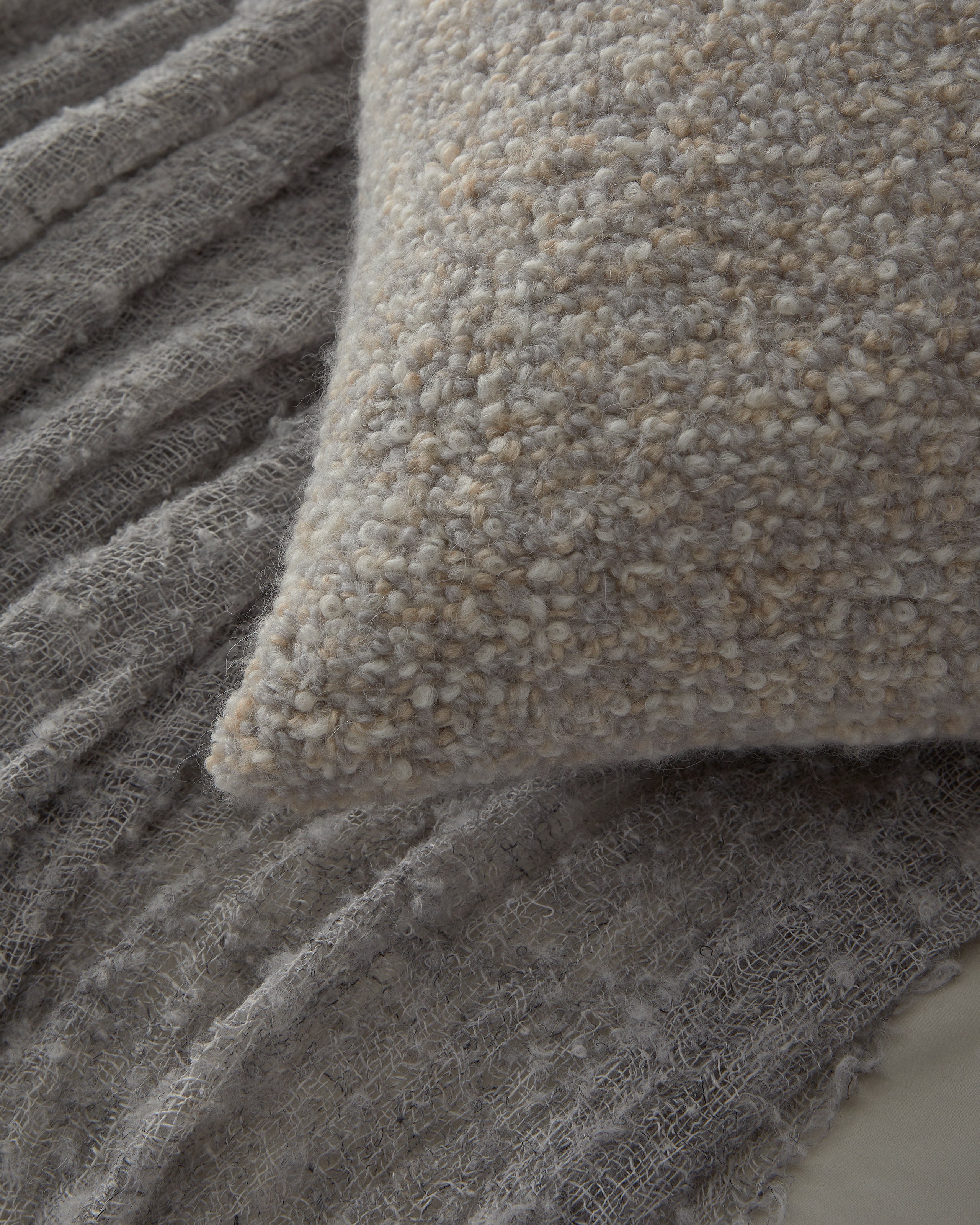 society-limonta-multi-cuscino-in-alpaca-boucl-m-lange image 2