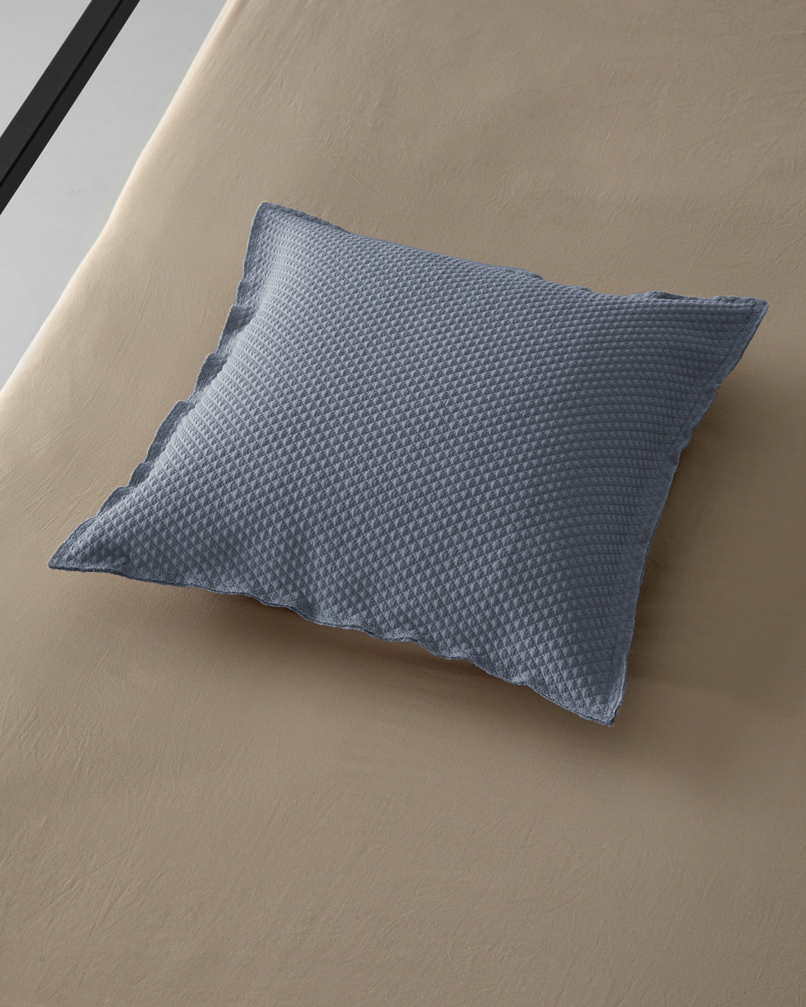 society-limonta-buti-geo-cuscino-decorativo-cotone-jacquard image 1