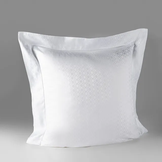 rivolta-carmignani-resort-federa-decorativa-65x65-cm-raso-600-tc image 1