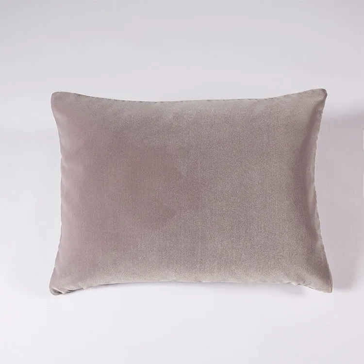 rivolta-carmignani-lounge-federa-decorativa-boudoir-30x40-cm-in-velluto image 1