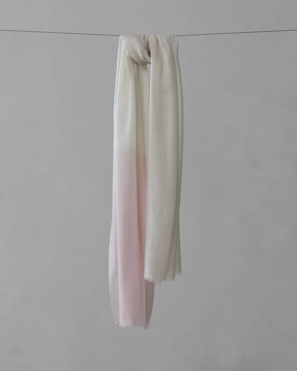 society-limonta-shade-sciarpa-in-cashmere image 1