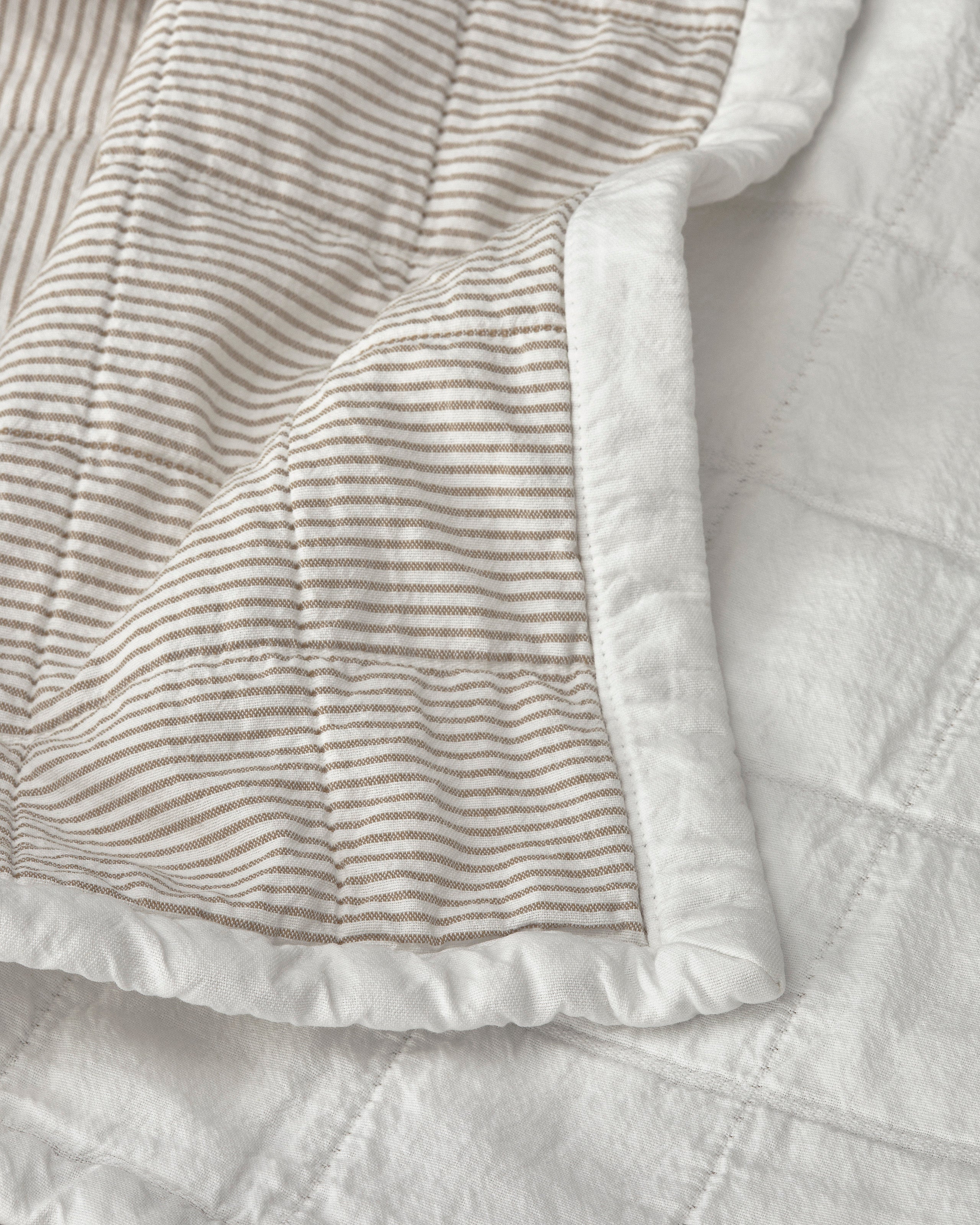 society-limonta-raes-trapuntino-in-cotone-jacquard-a-quadri image 4