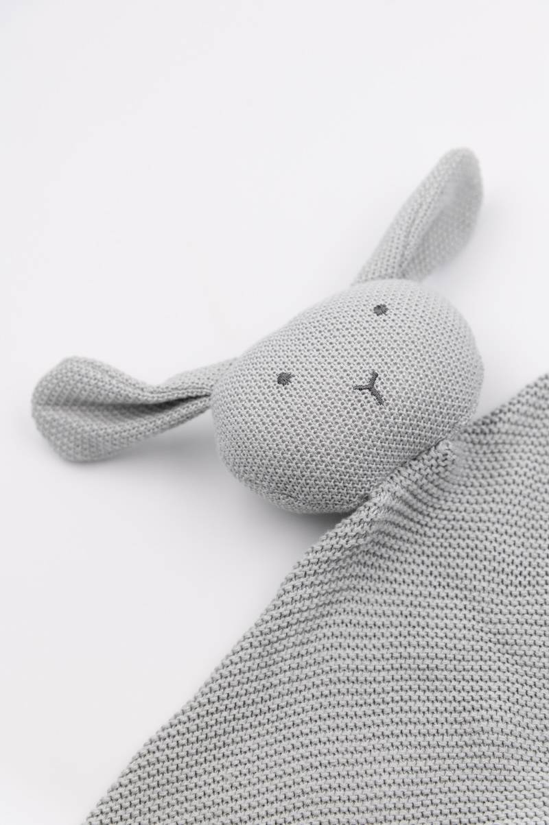 bamboom-doudou-fatto-a-maglia-rabbit-blu-07 image 2