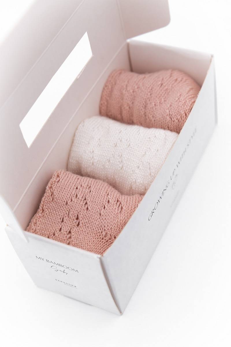 bamboom-3pc-gift-box-calze-traforate-bimba-rosa-04 image 3