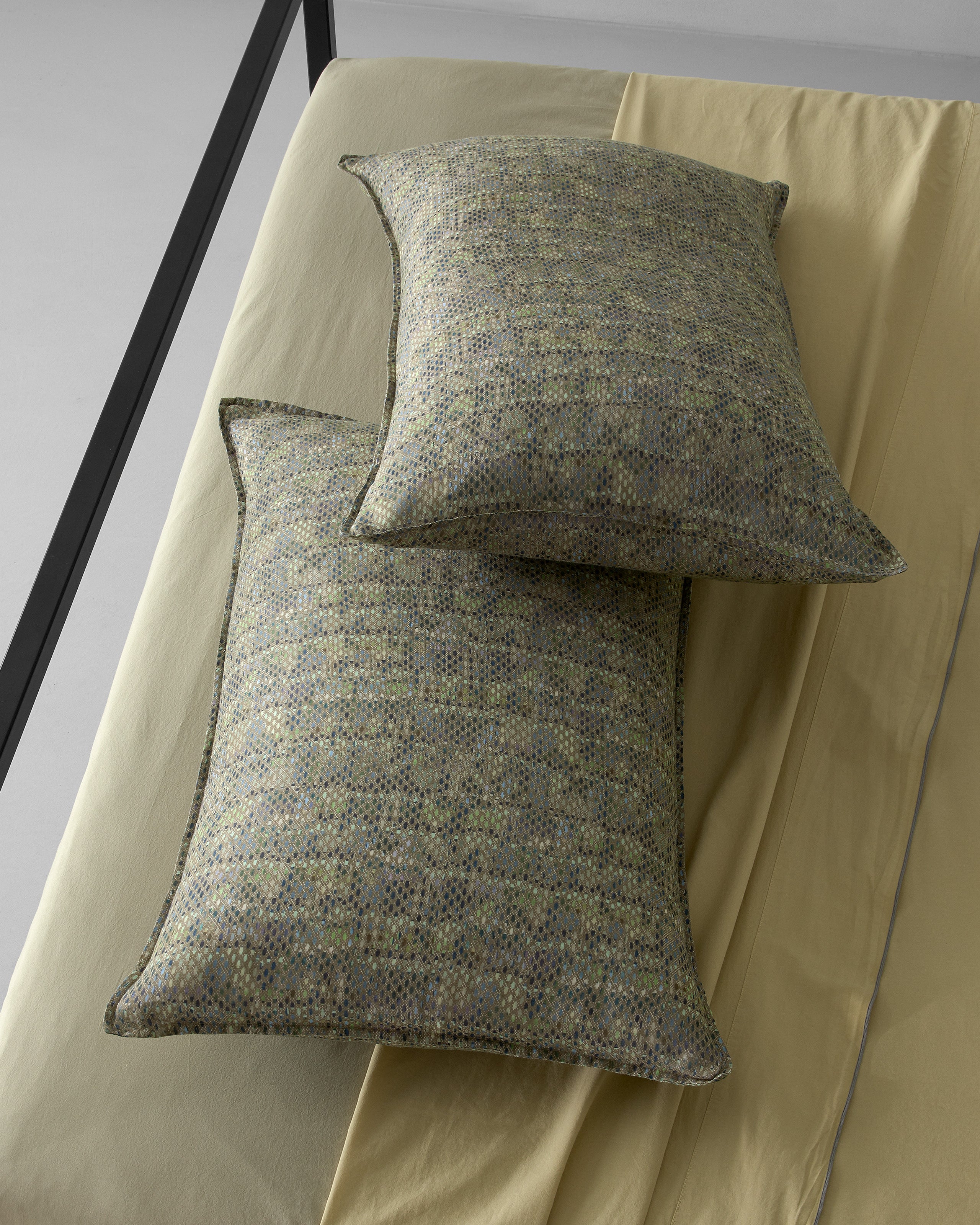 society-limonta-nap-flick-set-2-federe-alloro-verbena image 1