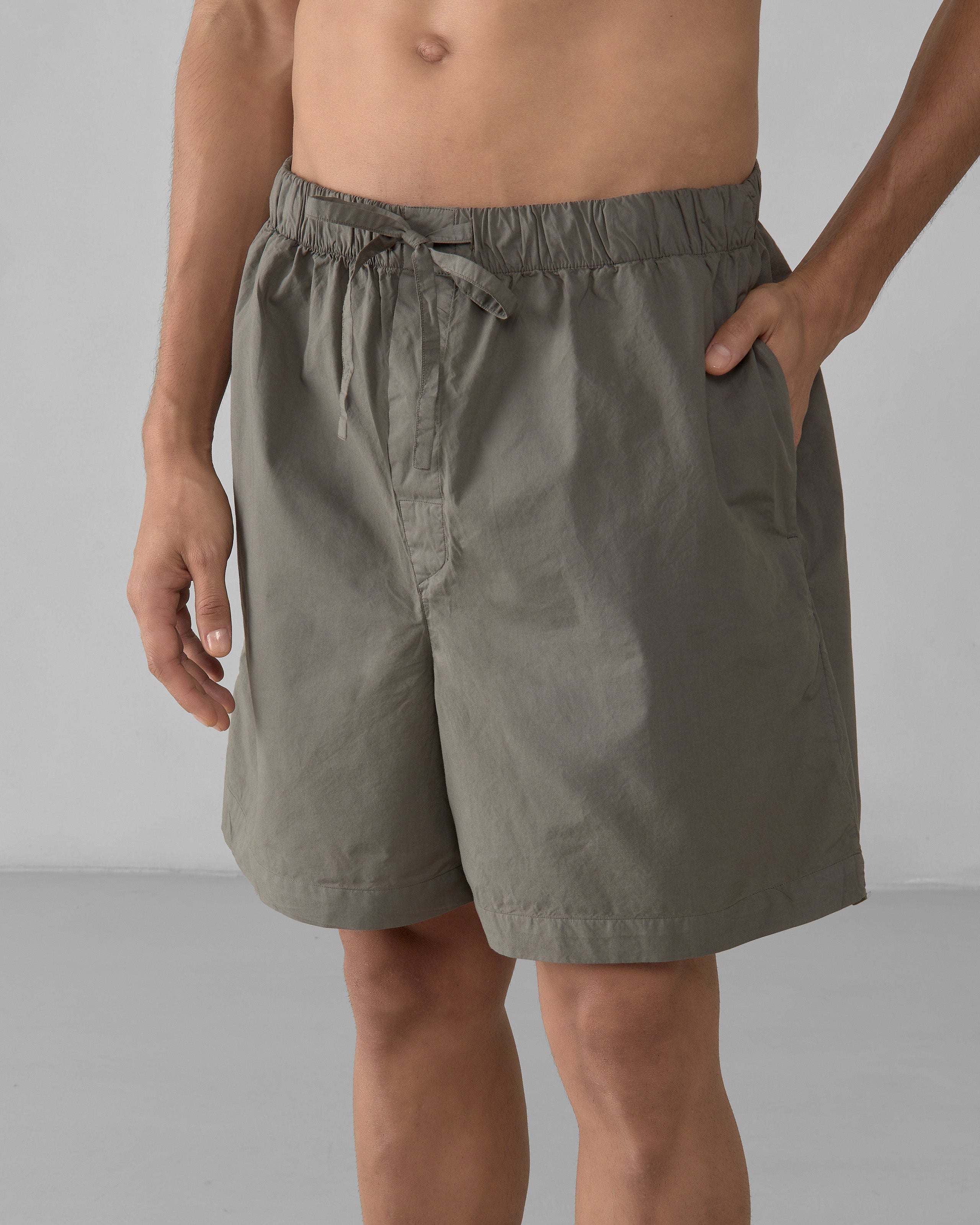 society-limonta-toni-pantaloncini-in-cotone-tinto-in-capo image 5