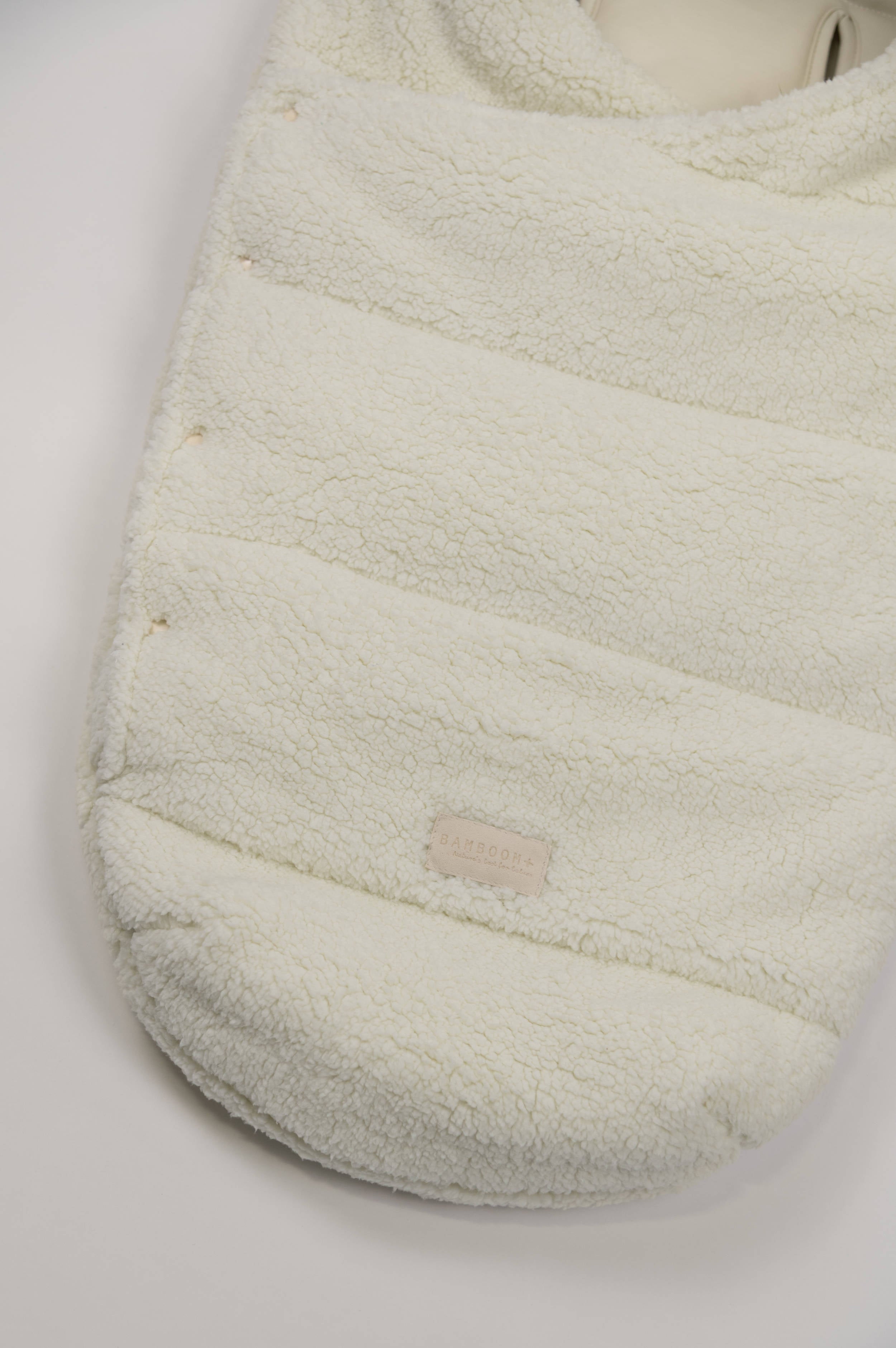 bamboom-igloo-teddy-newborn-sacco-termico-warm-white-345 image 4
