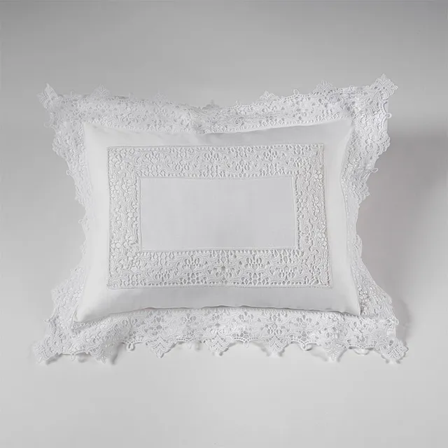 rivolta-carmignani-liberty-federa-decorativa-boudoir-30x40-cm-in-raso-con-pizzo image 1