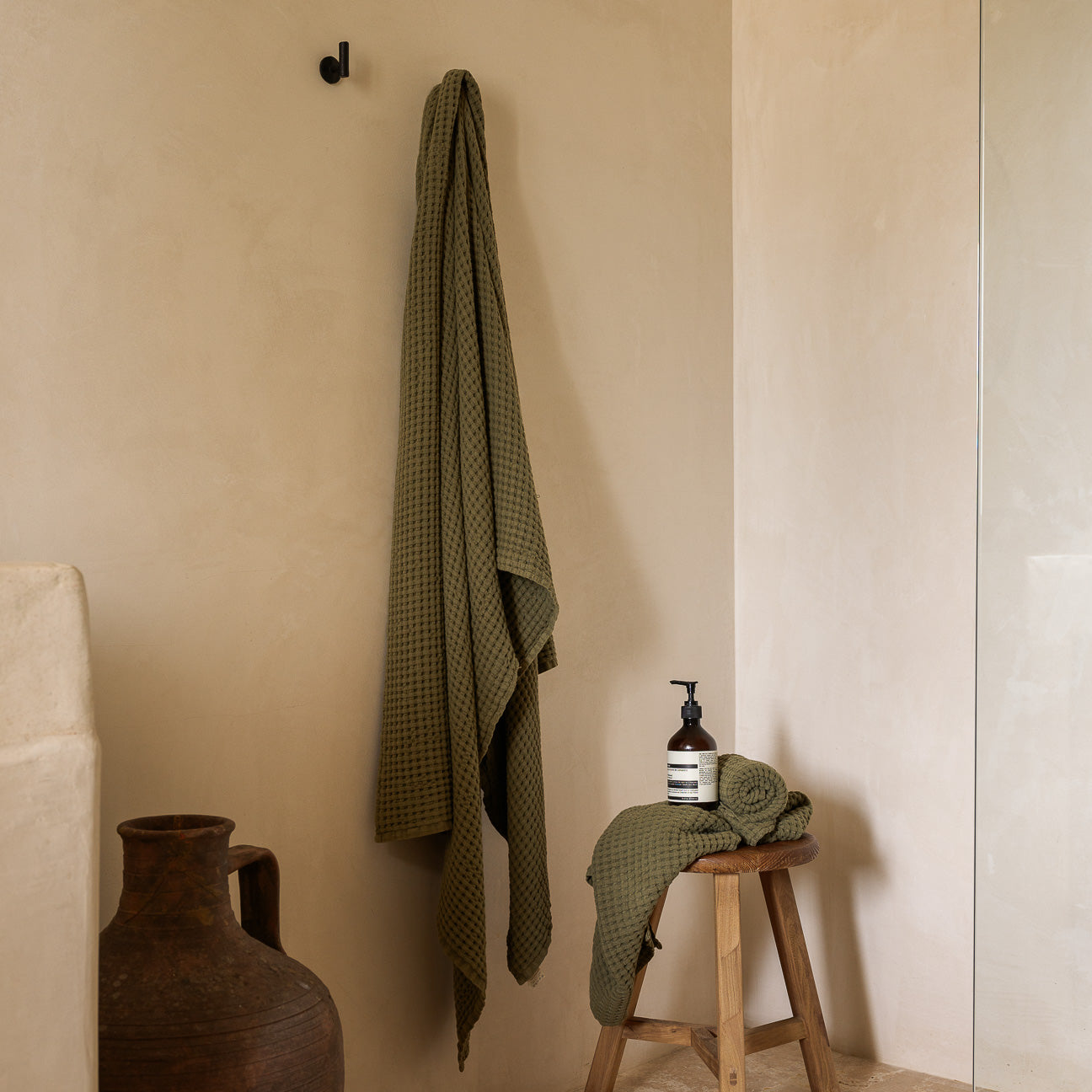 dalfilo-set-3-asciugamani-nido-d-ape-stonewashed-viso-mani-telo image 2