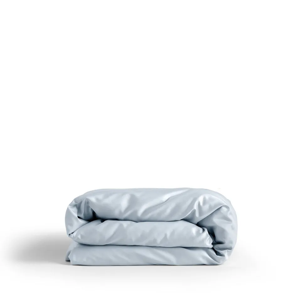 dalfilo-copripiumino-in-raso-azzurro-con-chiusura-a-patella image 1