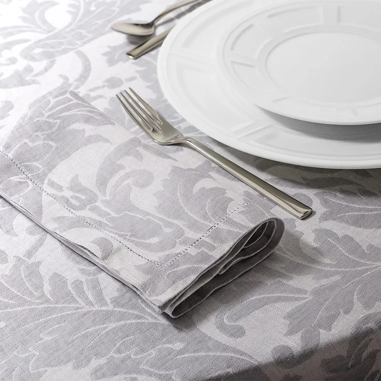 rivolta-carmignani-victorian-tovaglia-in-lino-di-fiandra-jacquard image 1
