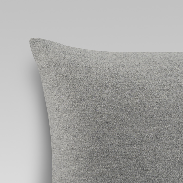 rivolta-carmignani-defil-cuscino-decorativo-50x50-in-merino-e-cashmere image 4
