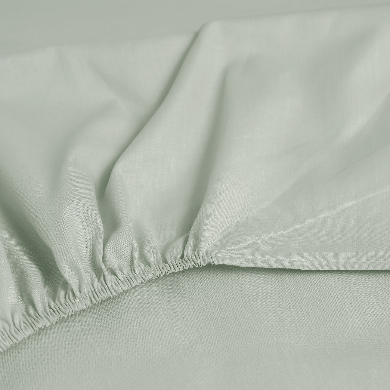 dalfilo-lenzuolo-sotto-in-raso-con-angoli-elastici-linea-classica image 3