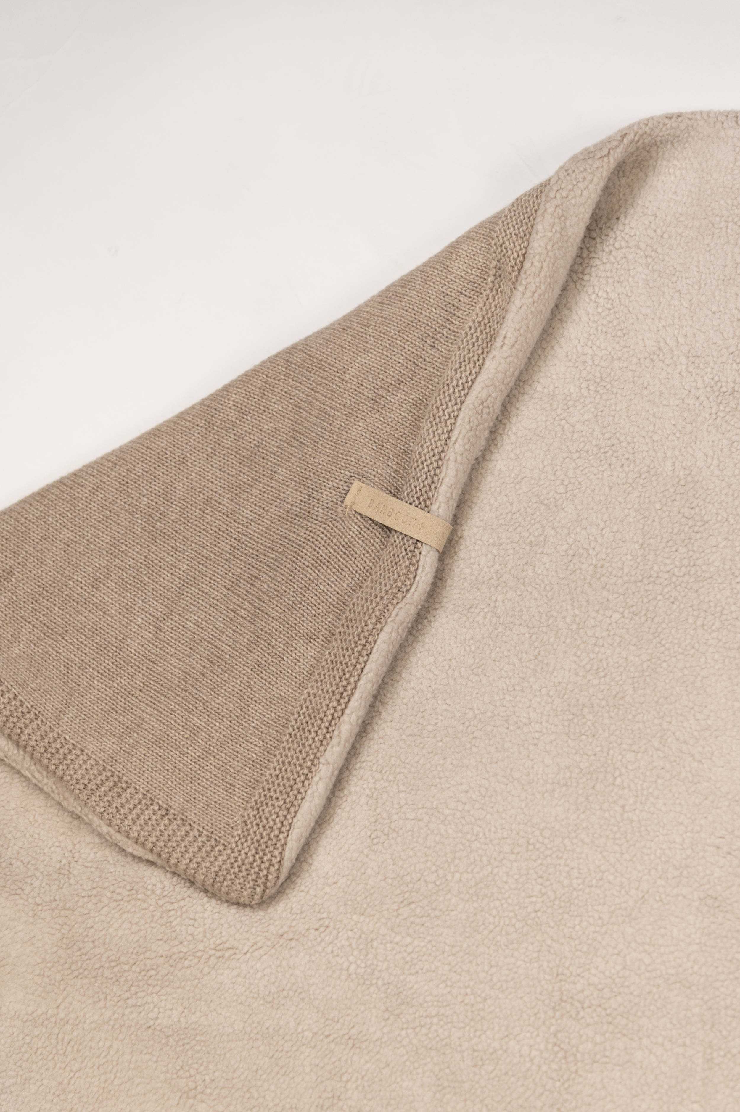 bamboom-copertina-wrap-4-stagioni-cashmere-e-teddy-light-chocolate-melange-318 image 3