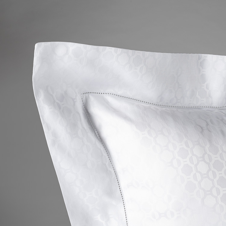 rivolta-carmignani-resort-federa-decorativa-65x65-cm-raso-600-tc image 2