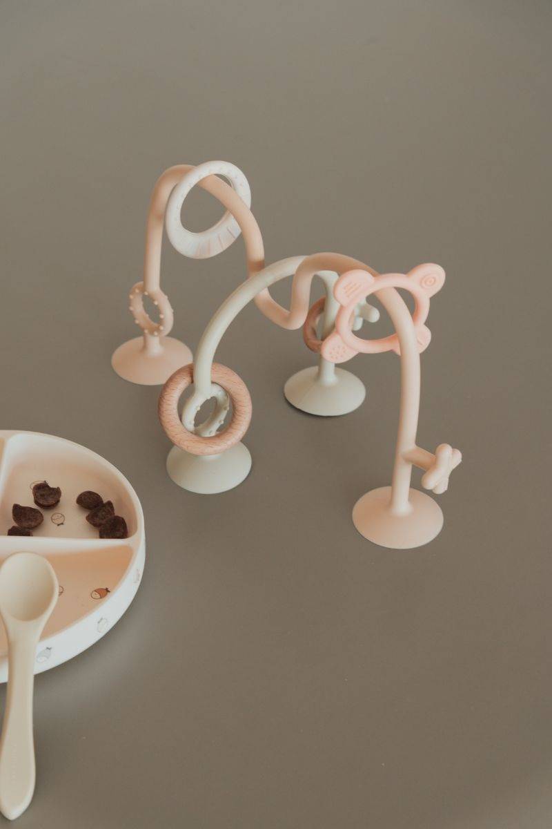 bamboom-gioco-ventose-soft-pink-17-gioco-seggiolone-silicone image 4