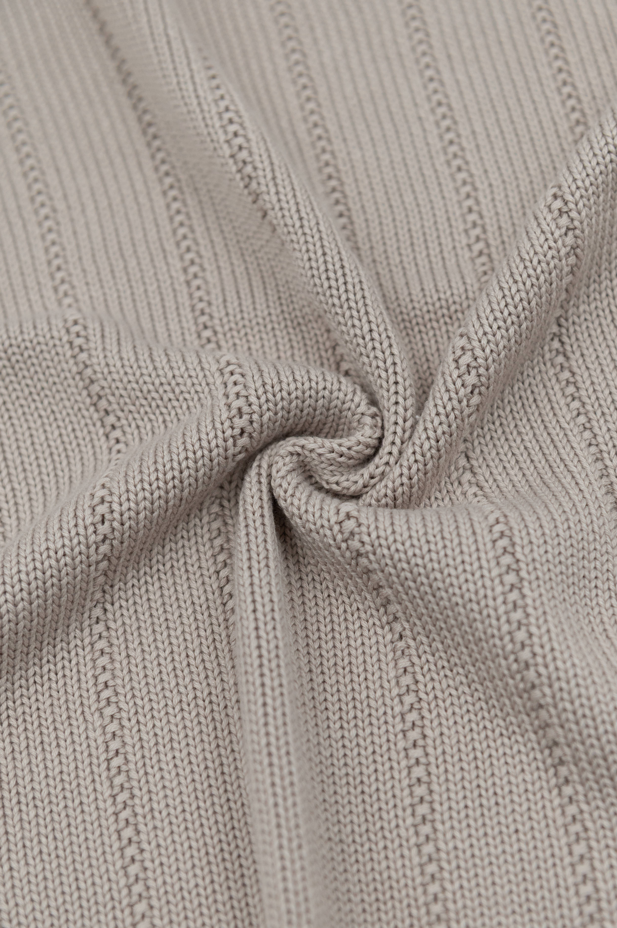 copertina-bamboom-cammello-33-75x100-cm-maglia-knitted image 2
