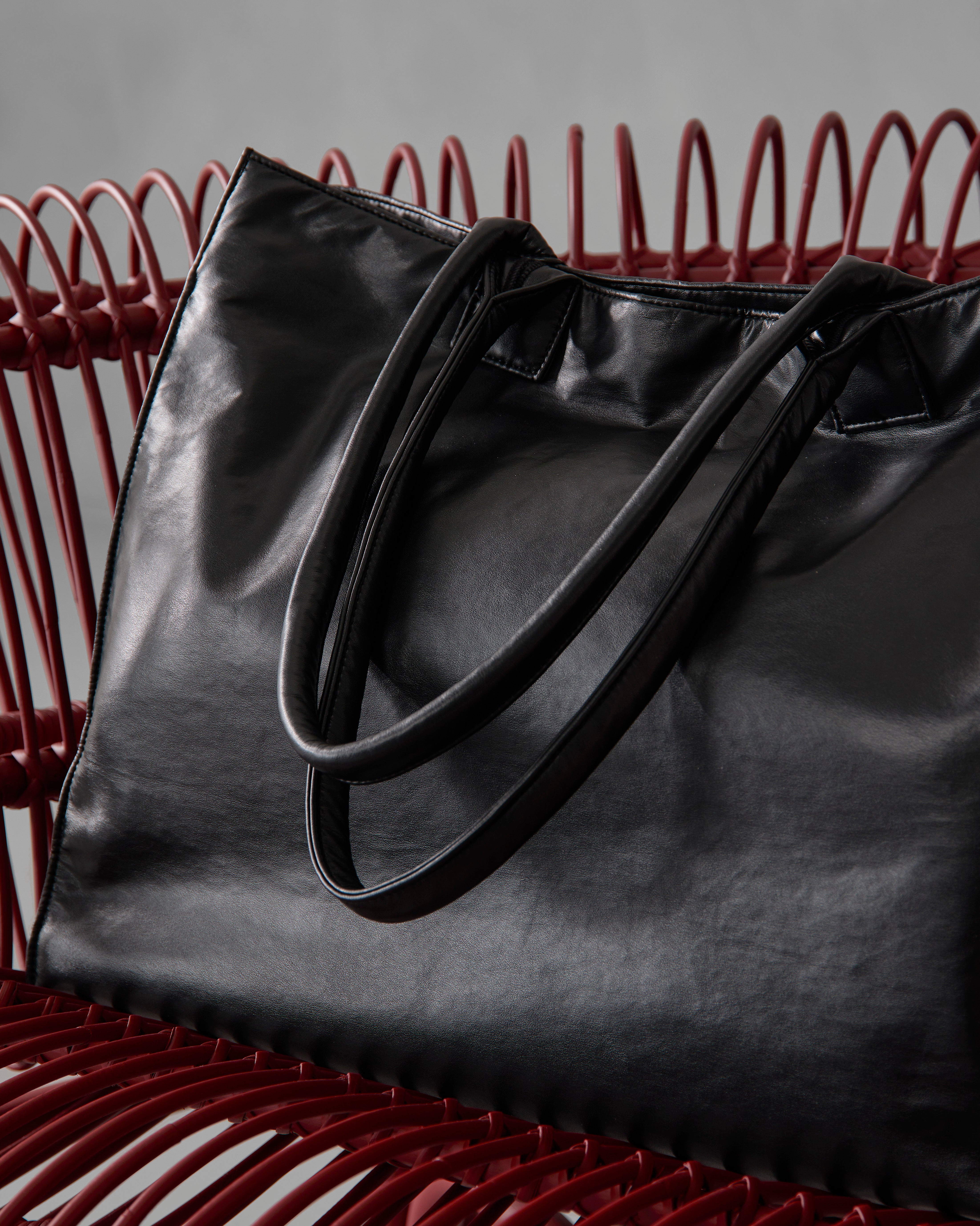 society-limonta-puff-hang-tote-bag-in-poliestere-riciclato-grs image 4