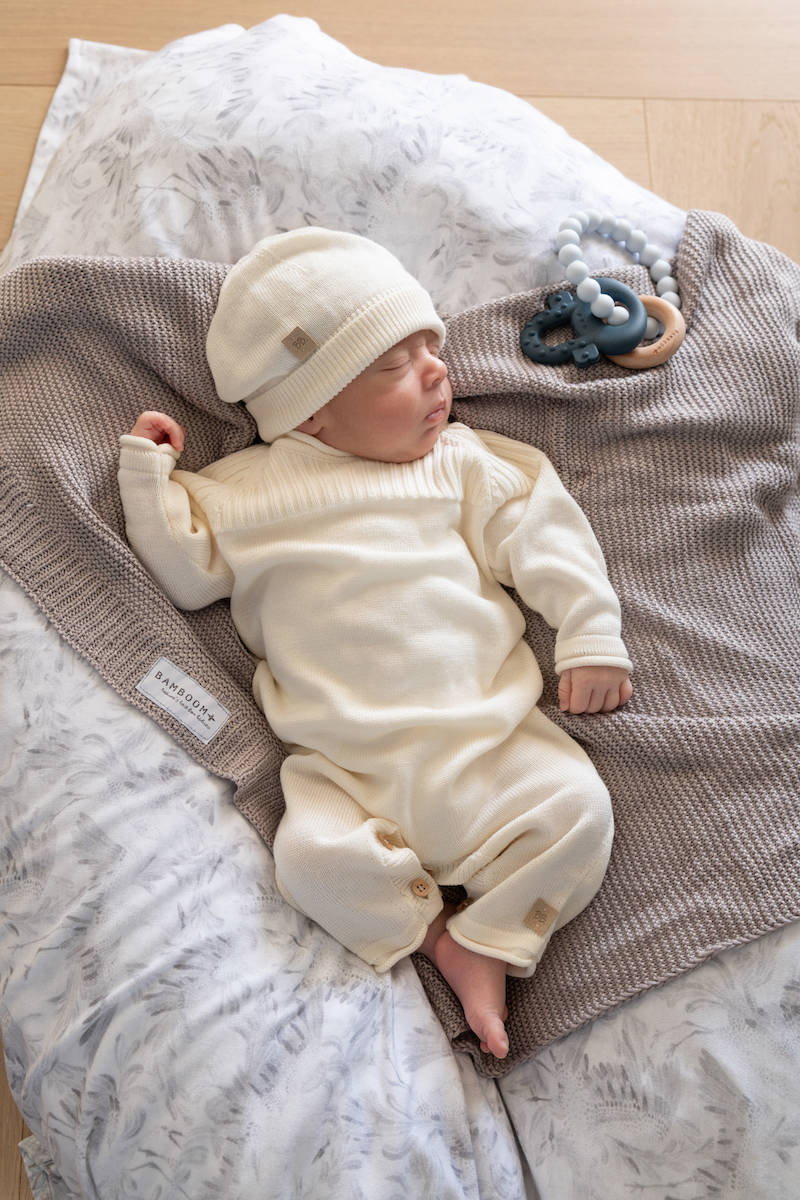 bamboom-tutina-knitted-con-apertura-dietro-bianco-01 image 5