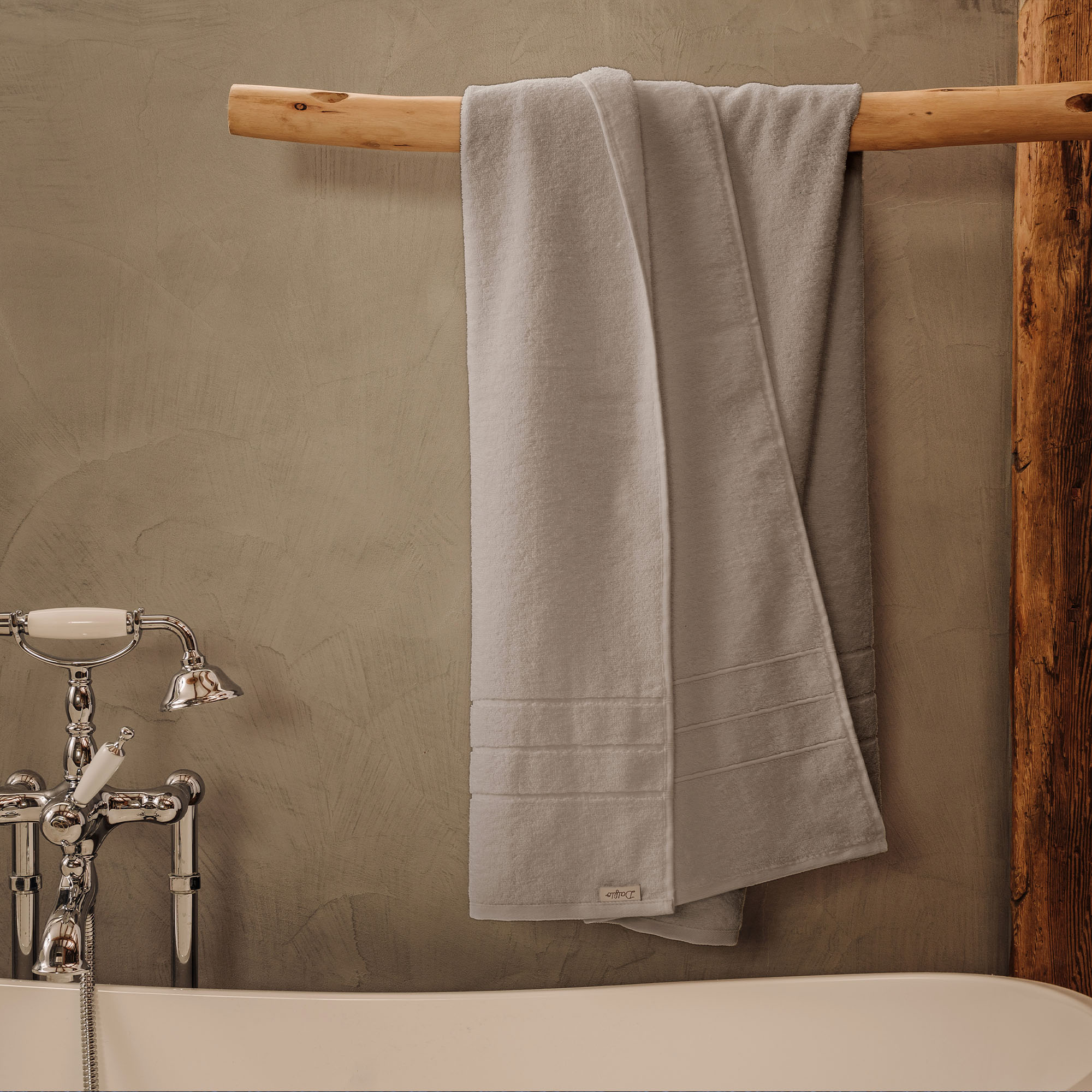 dalfilo-telo-doccia-linea-classica-100x150-cm-in-cotone-500-g-m2 image 2