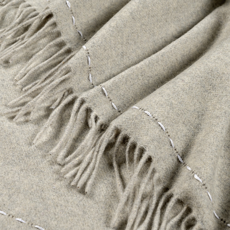 rivolta-carmignani-ecurie-d-angers-plaid-130x180-cm-in-100-cashmere image 3