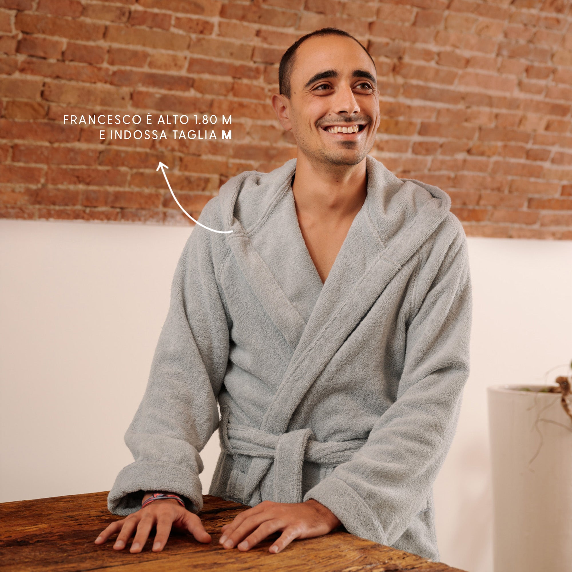 dalfilo-accappatoio-classico-con-cappuccio-470-g-m2-unisex image 6