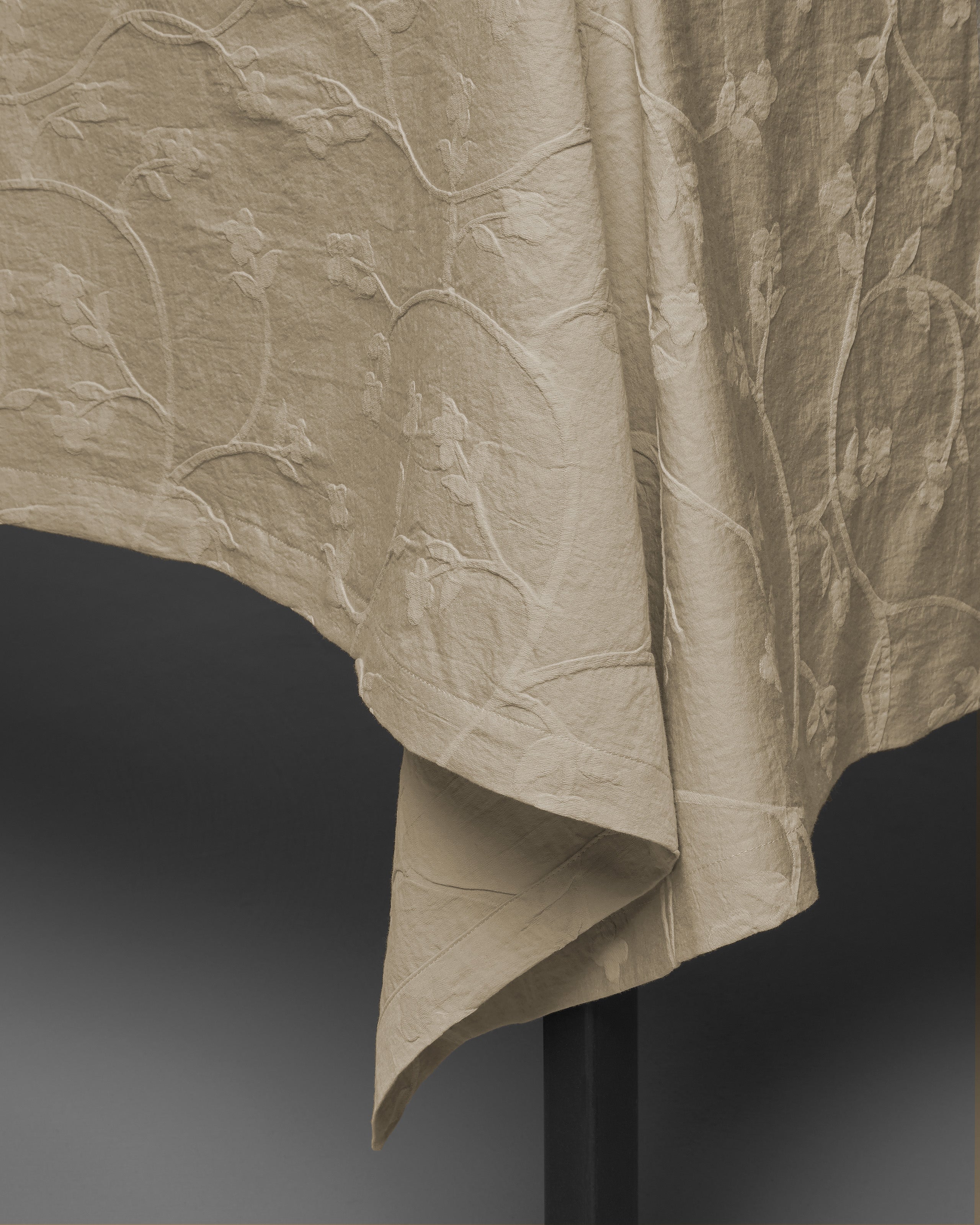 society-limonta-floris-tovaglia-in-cotone-e-abaca-floreale image 3