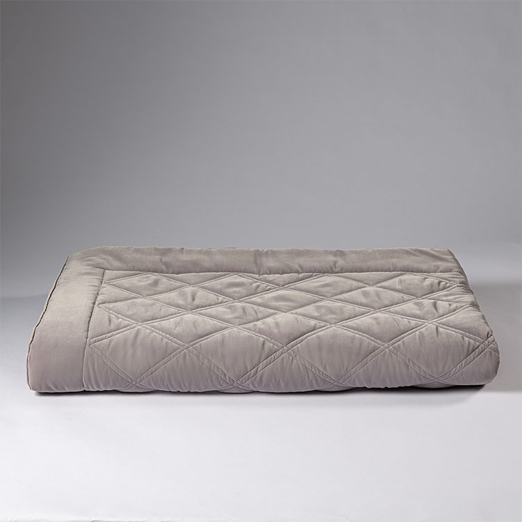 rivolta-carmignani-lounge-plaid-in-velluto-trapuntato-140x180-cm image 1