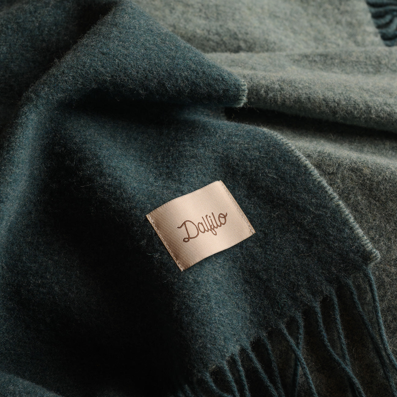 dalfilo-plaid-double-face-130x180-in-lana-e-cashmere image 3