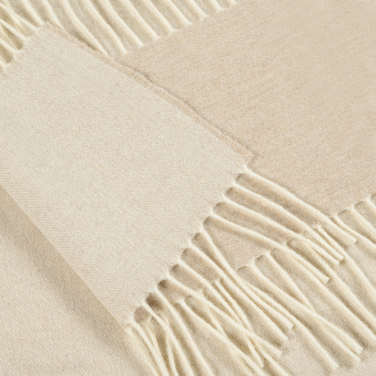 rivolta-carmignani-defil-plaid-140x210-cm-in-lana-merino-e-cashmere image 8