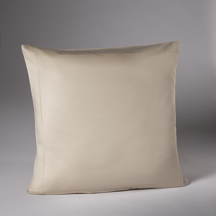 rivolta-carmignani-lounge-federa-decorativa-in-raso-65x65 image 1