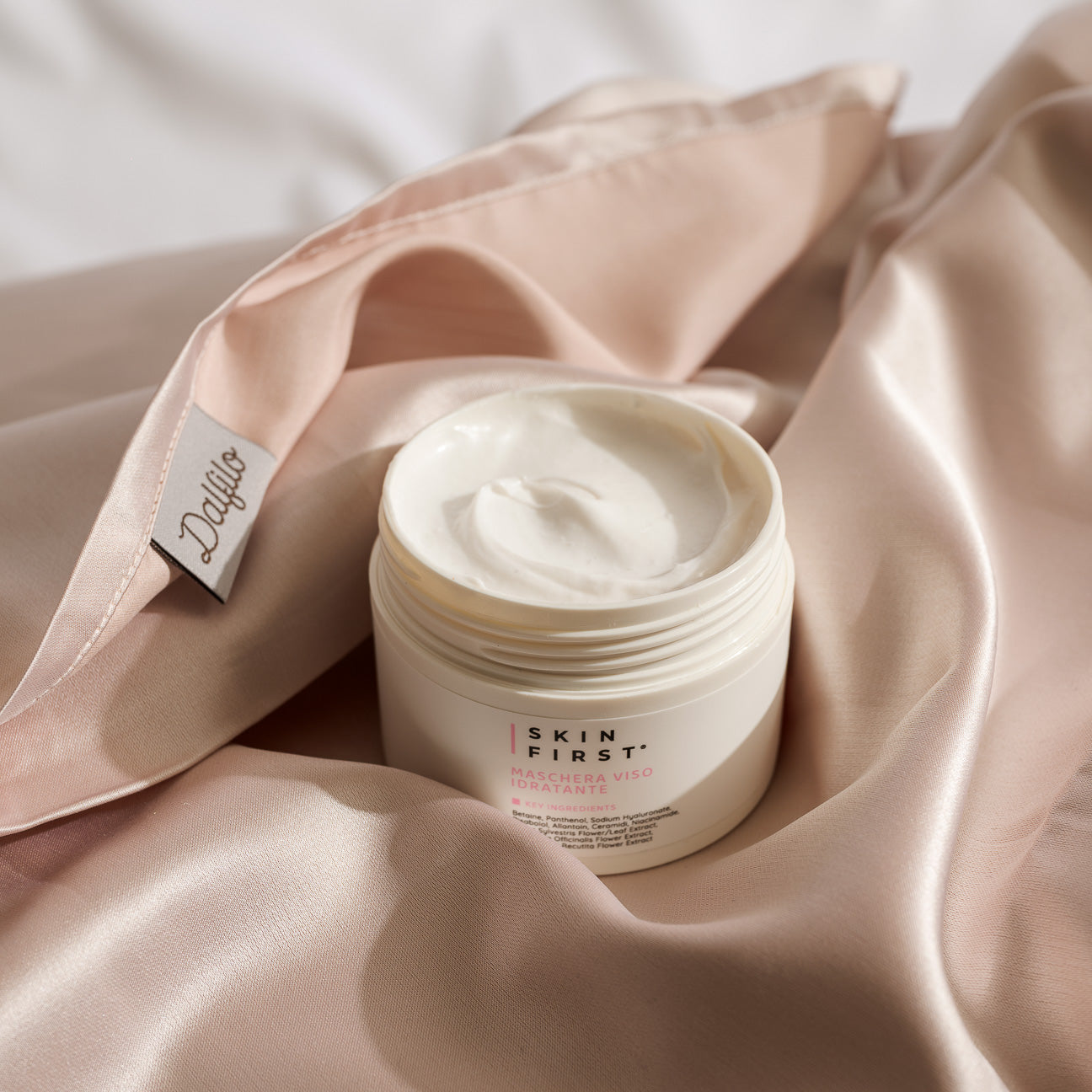dalfilo-kit-beauty-routine-san-valentino-federa-seta-rosa-ciliegio-maschera-skin image 3