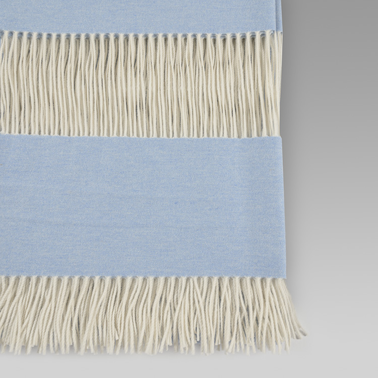 rivolta-carmignani-defil-plaid-140x210-cm-in-lana-merino-e-cashmere image 2