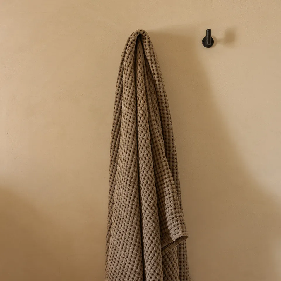 dalfilo-telo-doccia-nido-d-ape-stonewashed-in-cotone image 1