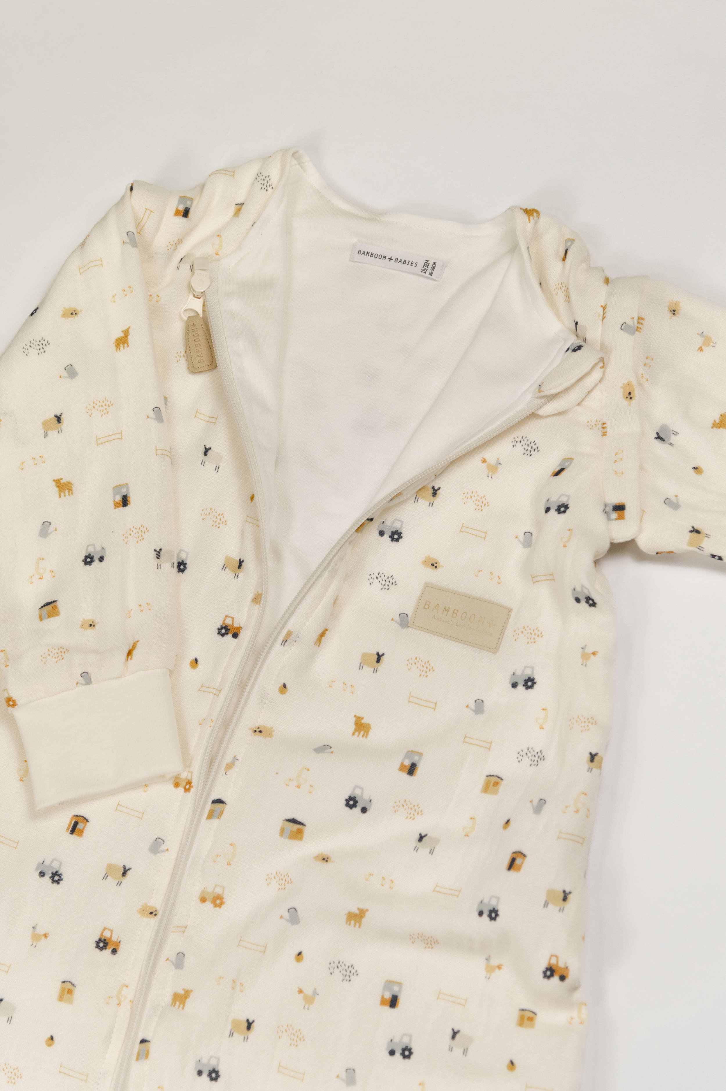 bamboom-sacco-nanna-sleeping-jumpsuit-combi-the-farm-133-tog-1-1 image 3