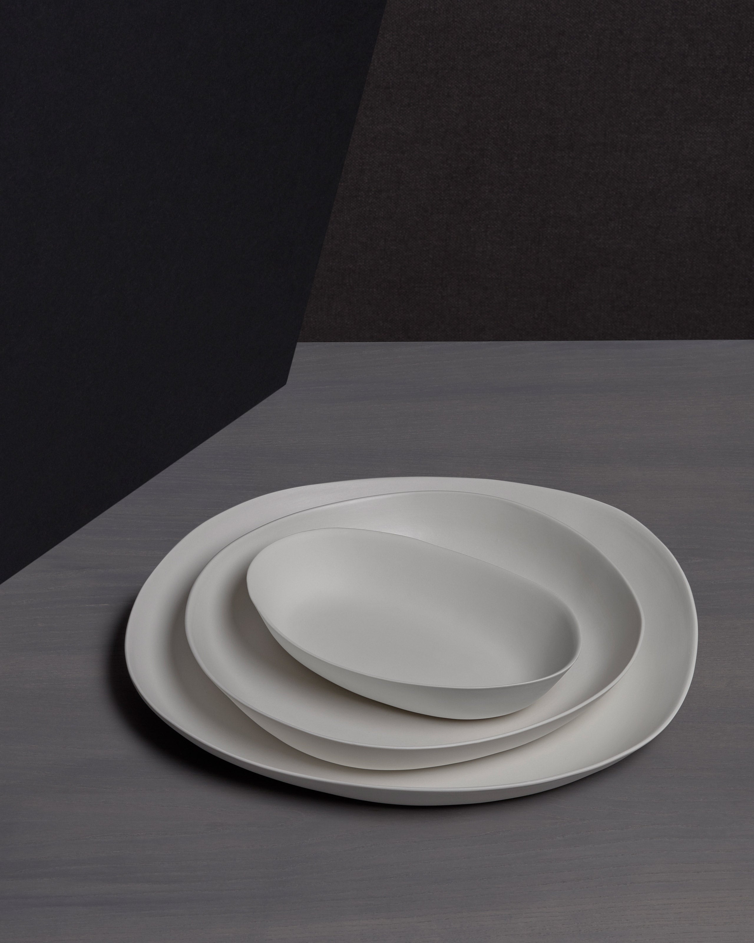 society-limonta-guscio-vassoio-medium-in-porcellana-di-limoges image 3