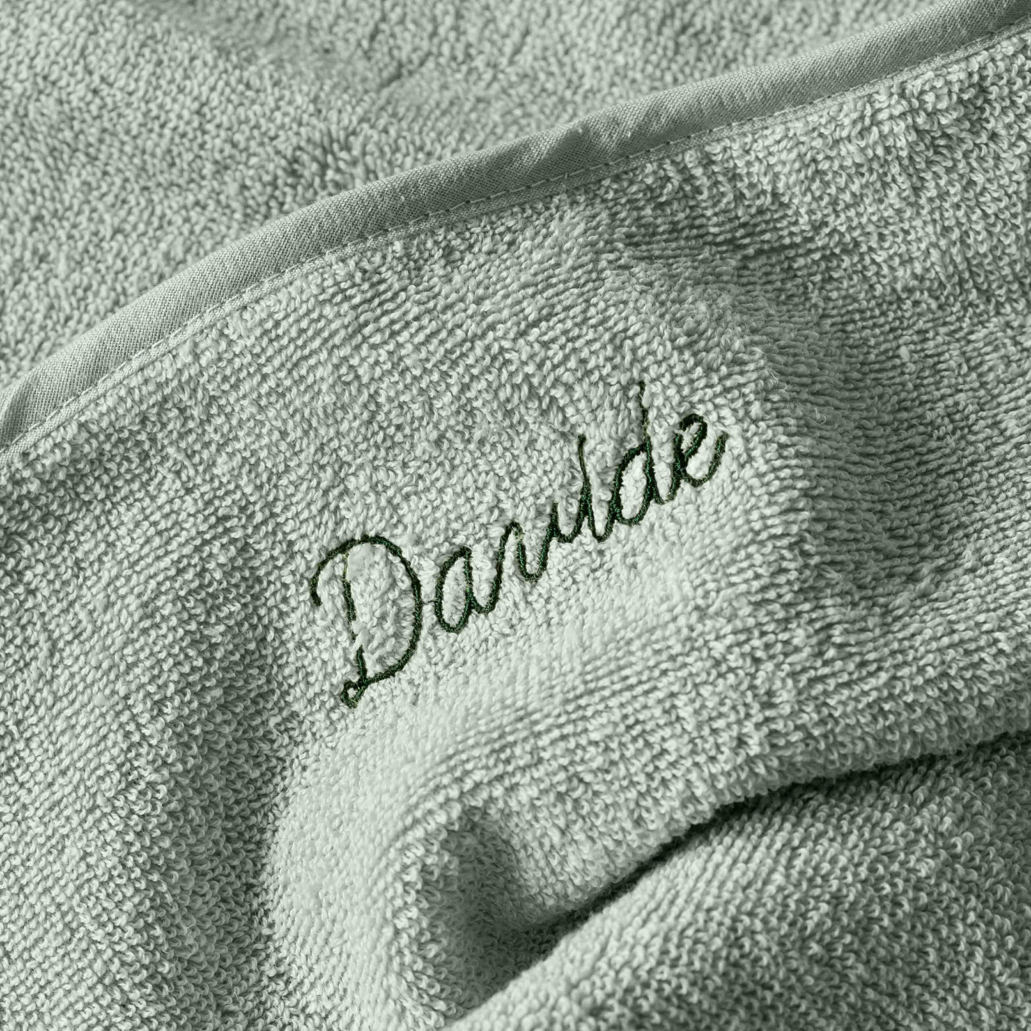 dalfilo-ricamo-bimbi-personalizzato-per-biancheria image 2